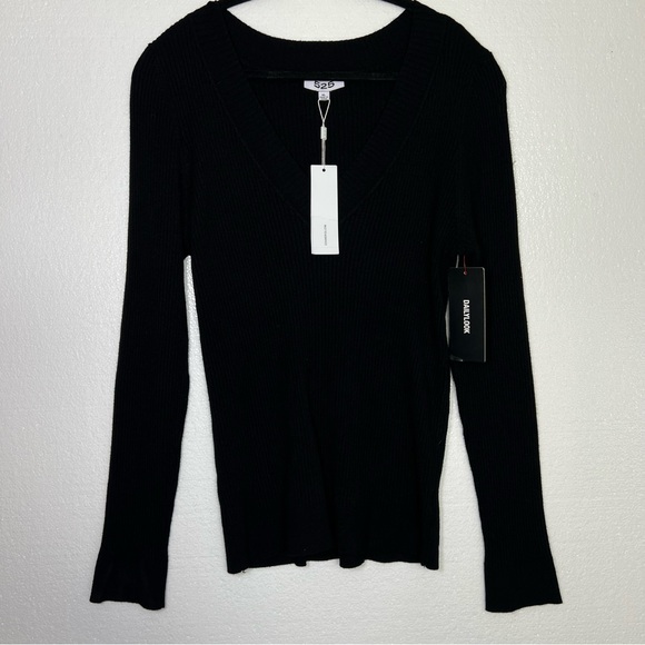 525 America black v neck stretchy sweater size XL NWT - Picture 3 of 6